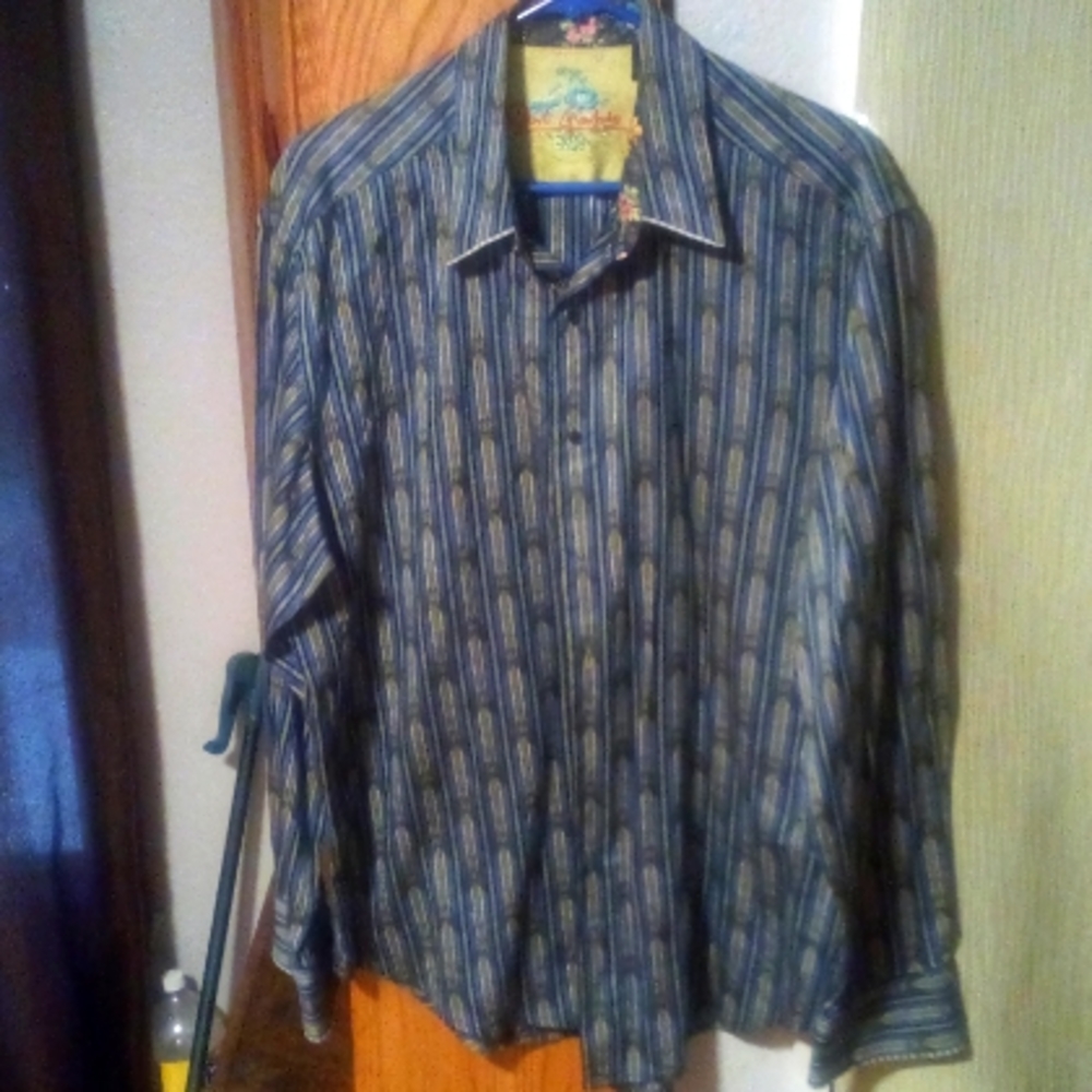Authentic Robert Graham shirt